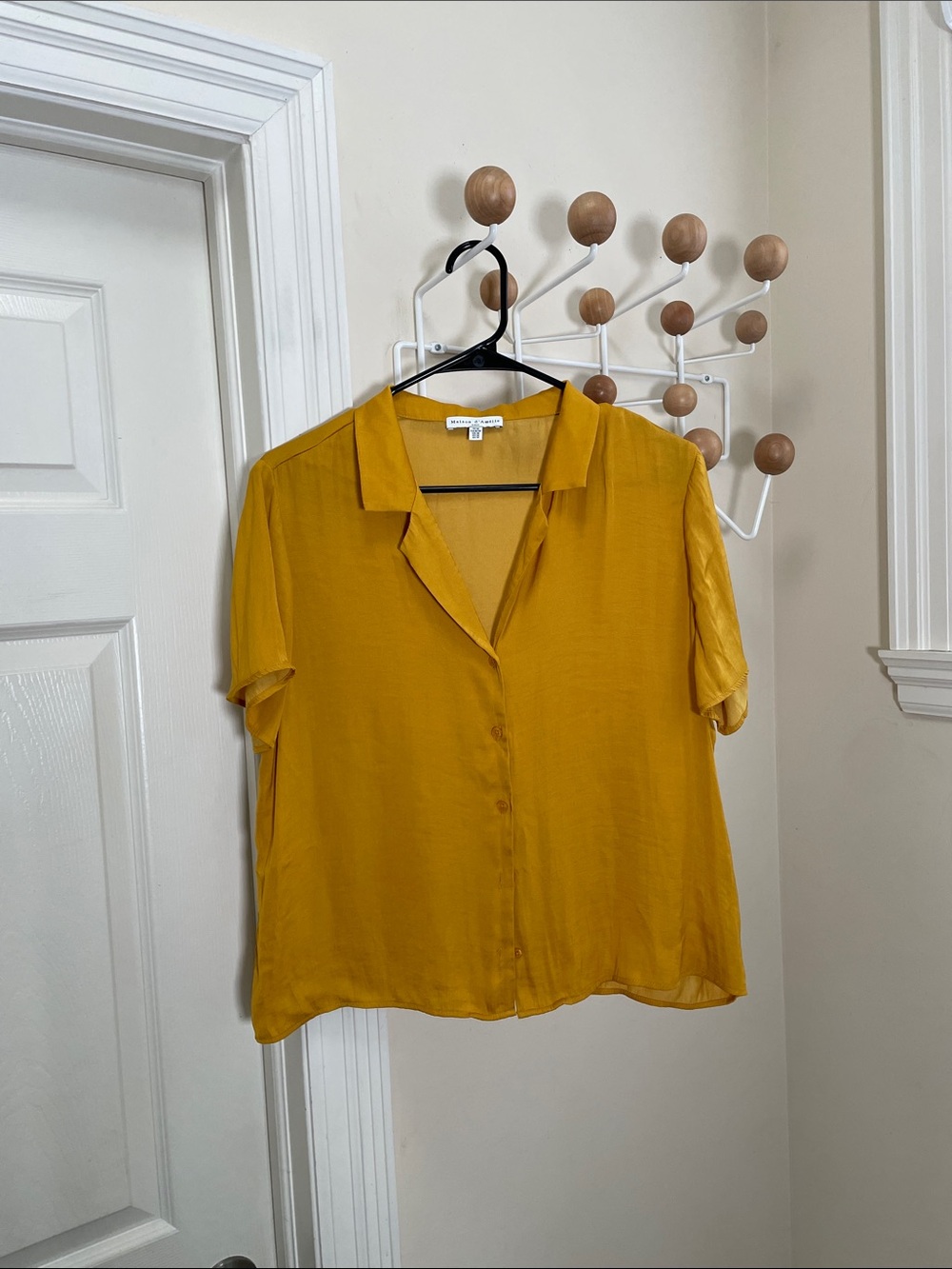 Maison d'Amelie - Cropped Jewel Tone Button Down Short Sleeve Shirt - Gold M
